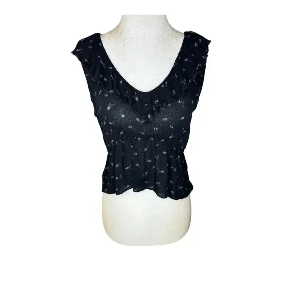 American Eagle Women's XS Black Floral Ruffle Cropped Blouse